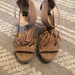 Muk Luks wedges